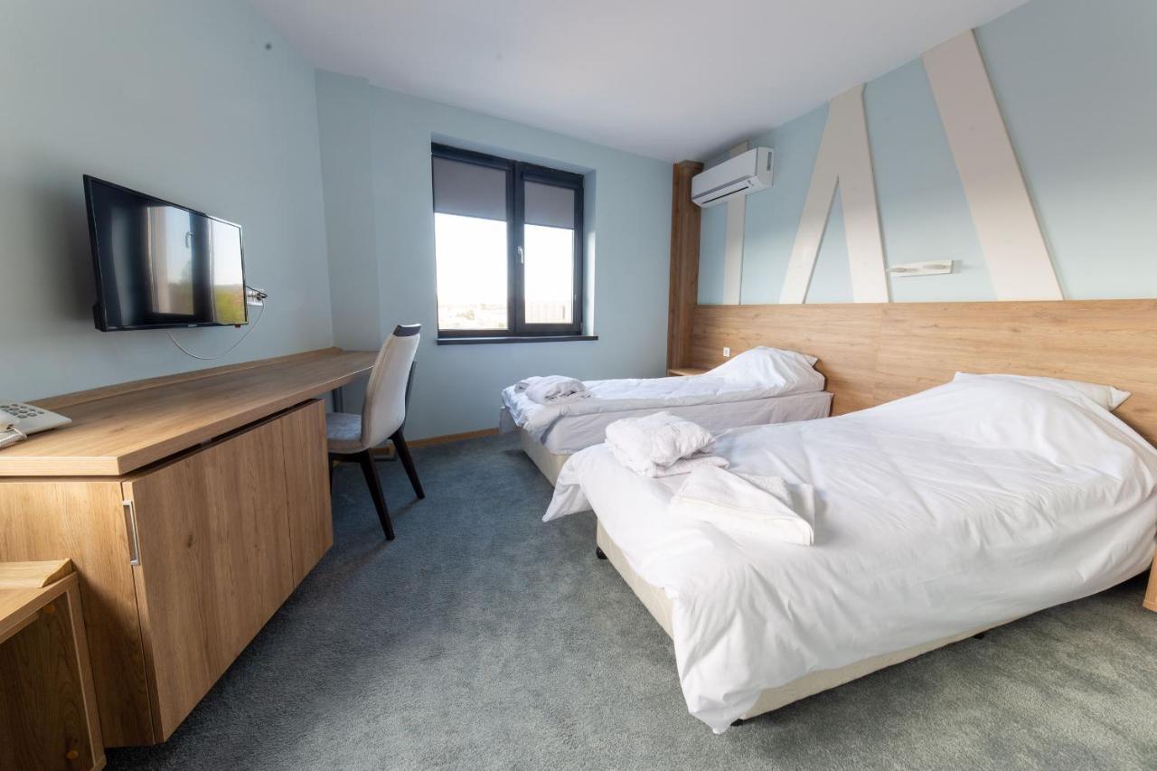 Hotel Verticalplus Haskovo Eksteriør billede